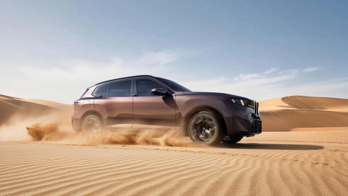 bmw x5 ban dac biet rong hon dan anh x7, khong gian chuan xe sang hinh anh 7