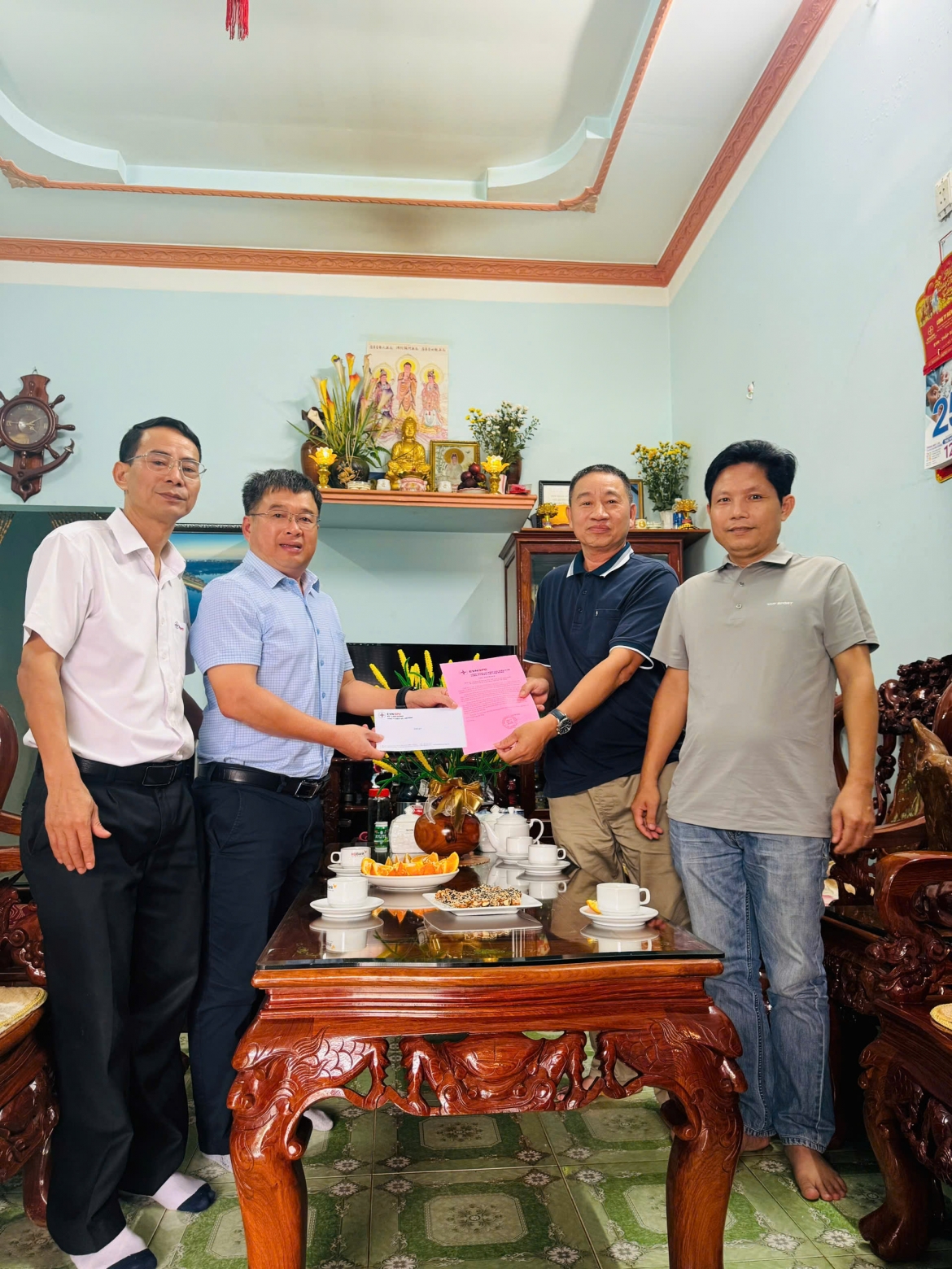 evnspc nhieu hoat dong tri an nhan ngay thuong binh - liet si hinh anh 9