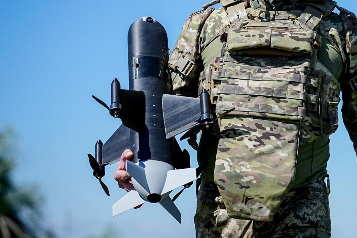 ukraine mo co che de gia tang mua ban, san xuat vu khi voi ben ngoai hinh anh 1