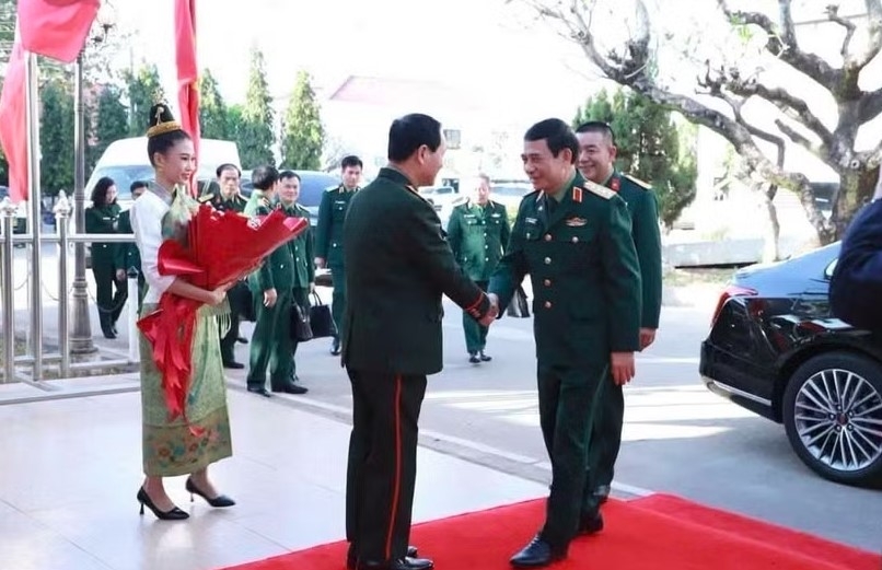 vietnam, laos strengthen solidarity through defence cooperation picture 1