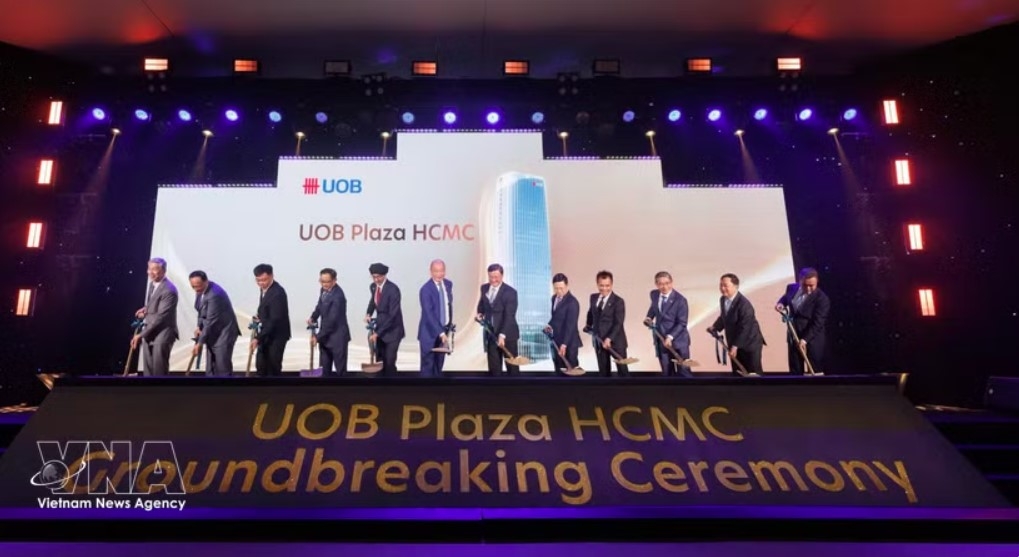 UOB Plaza HCMC.jpg