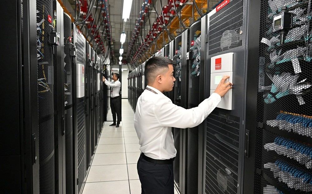 tich hop sieu chip h200 viettel cloud ai-native kien tao chu quyen ai viet hinh anh 1