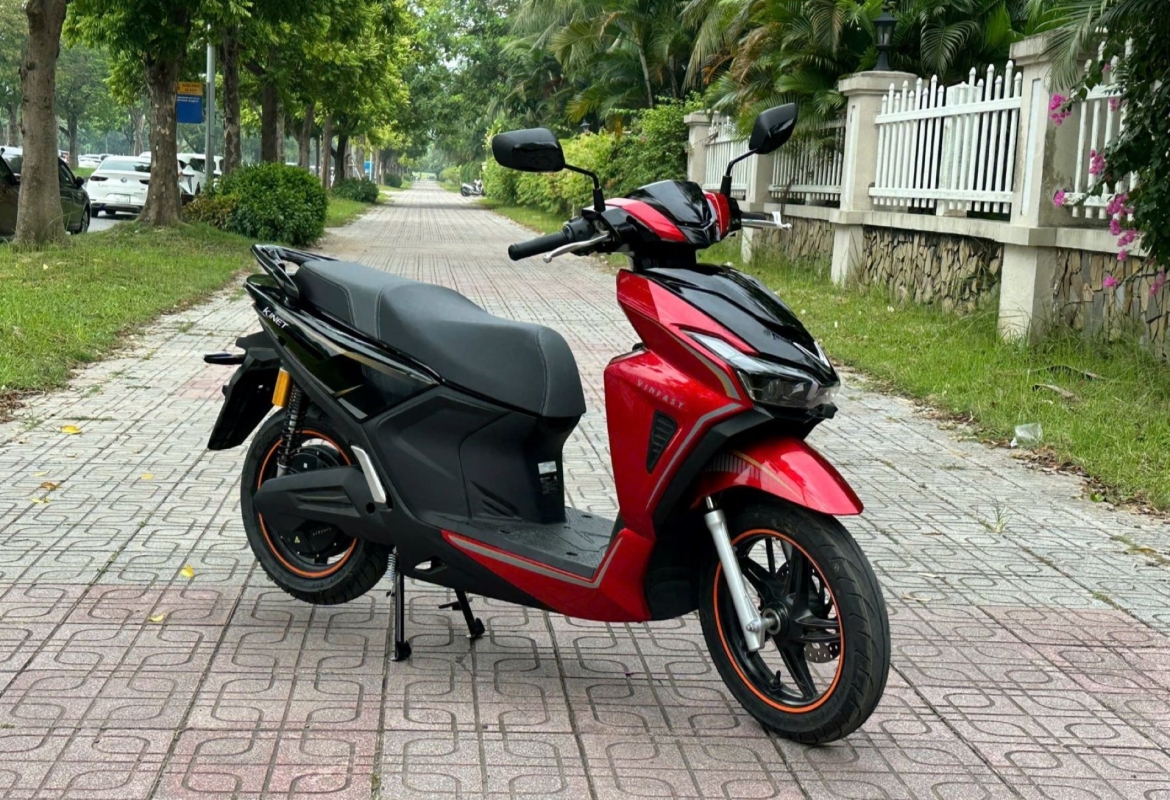 VinFast Kinet: Xe máy điện “đẹp - khỏe - thông minh” chuẩn gu phái mạnh