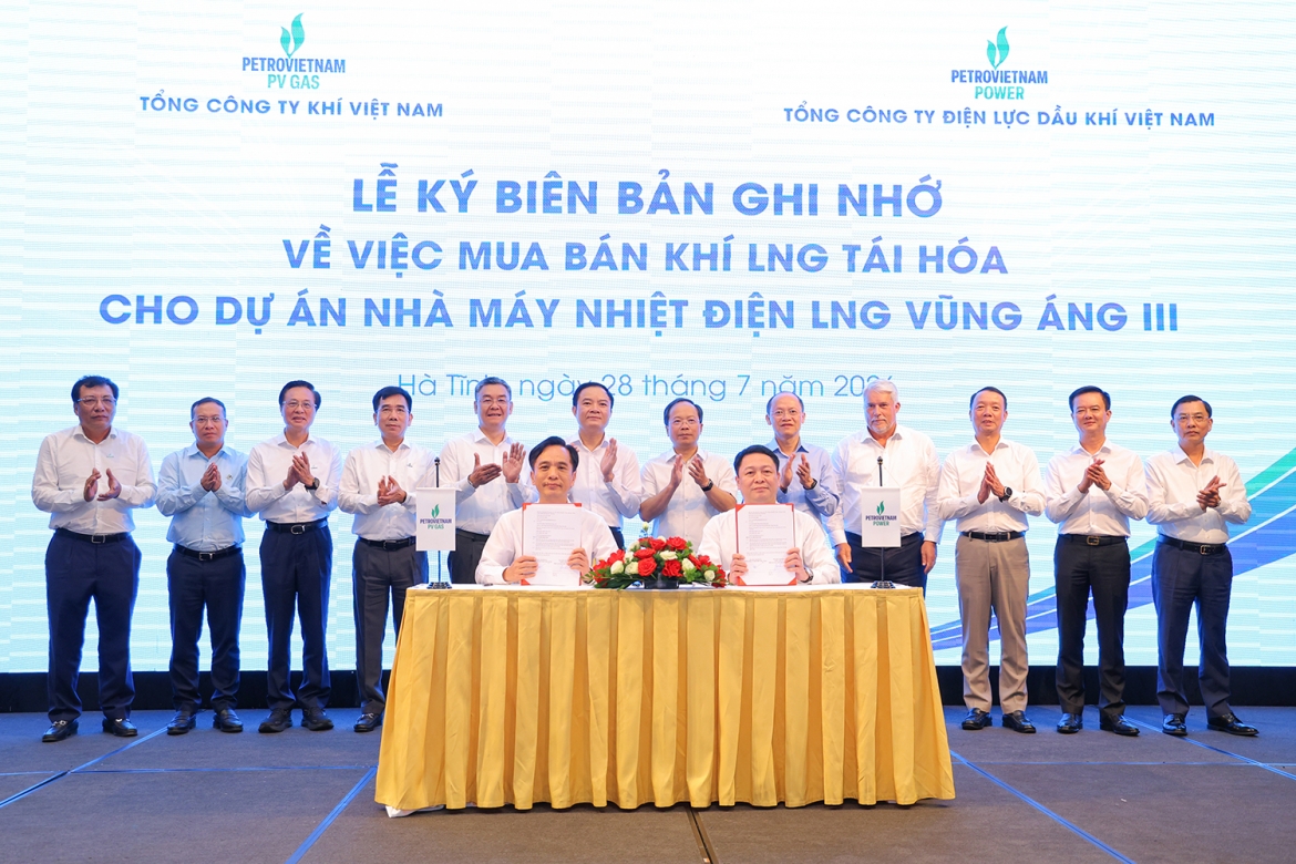 petrovietnam - ha tinh cong huong nguon luc, kien tao cuc tang truong moi hinh anh 8