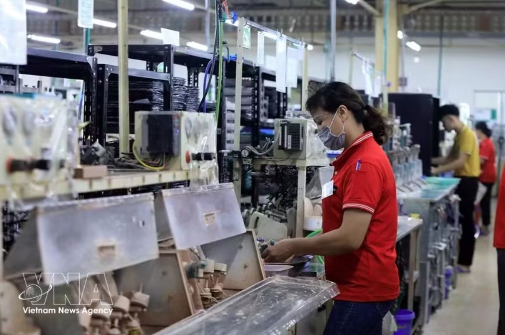 adb, hdbank sign us 100 million loan to expand access to finance for msmes picture 1