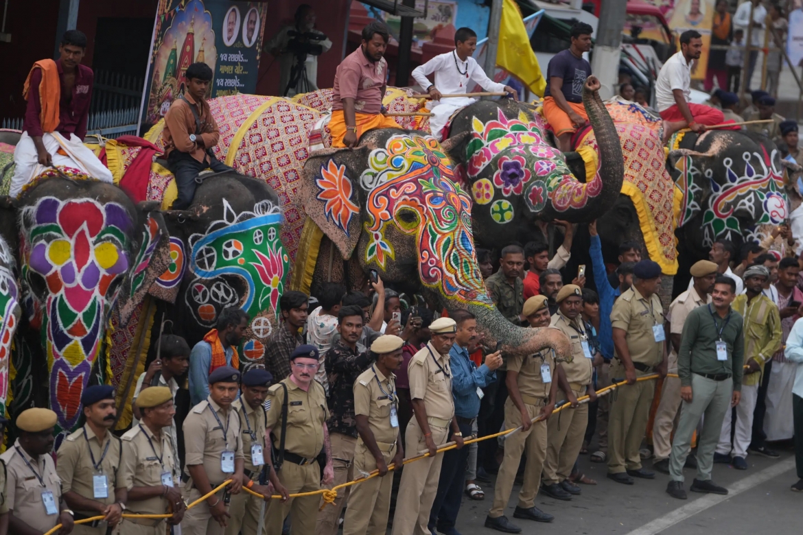 nguoi dan khap An Do don mung le hoi rath yatra hinh anh 11