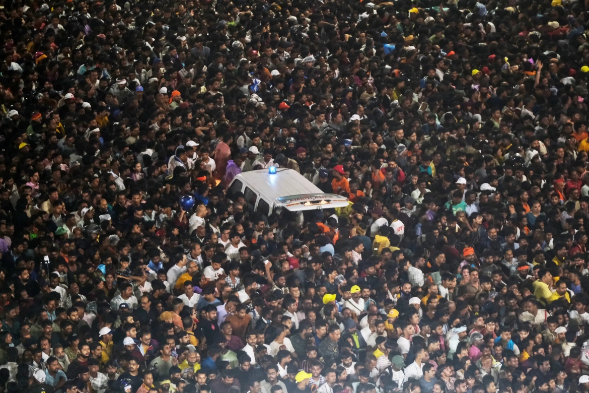 nguoi dan khap An Do don mung le hoi rath yatra hinh anh 14
