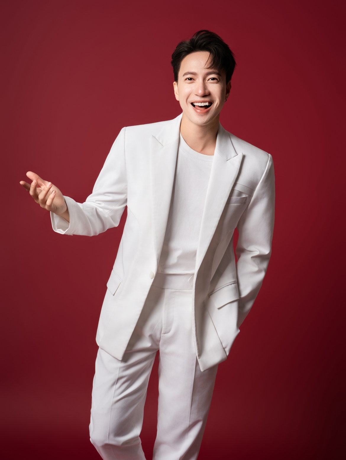 dan nghe si tre hoi tu tai dem nhac vpbank live the vibe - move together Da nang hinh anh 1