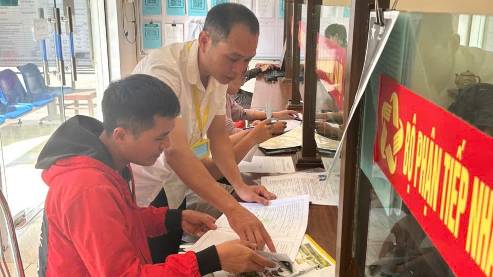 thanh hoa giam 62 thoi gian thu tuc nho cu hich phan cap, phan quyen hinh anh 2