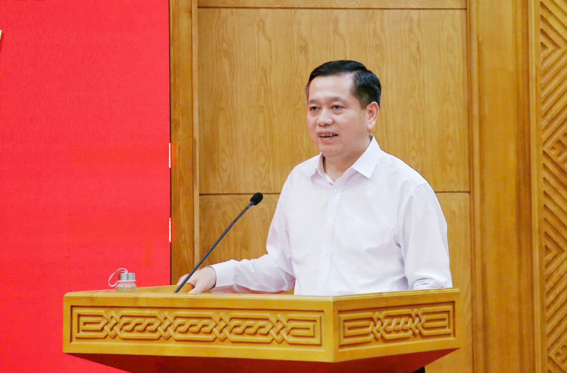 thong bao nhanh ket qua hoi nghi lan thu ba ban chap hanh trung uong Dang khoa xiv hinh anh 1