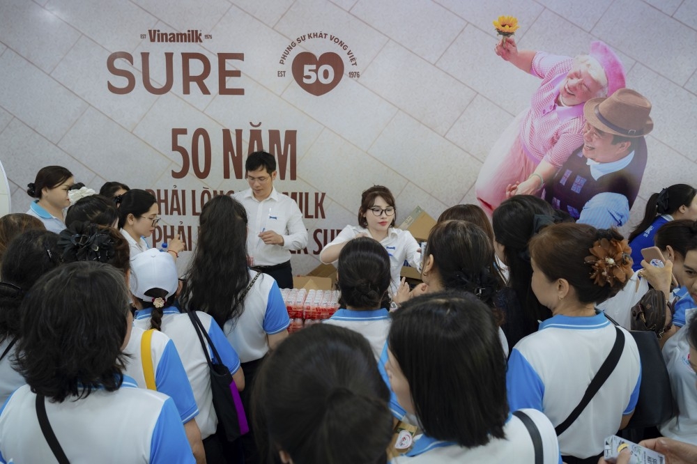 vinamilk duy tri top 2 thuong hieu gia tri nhat viet nam 4 nam lien hinh anh 2