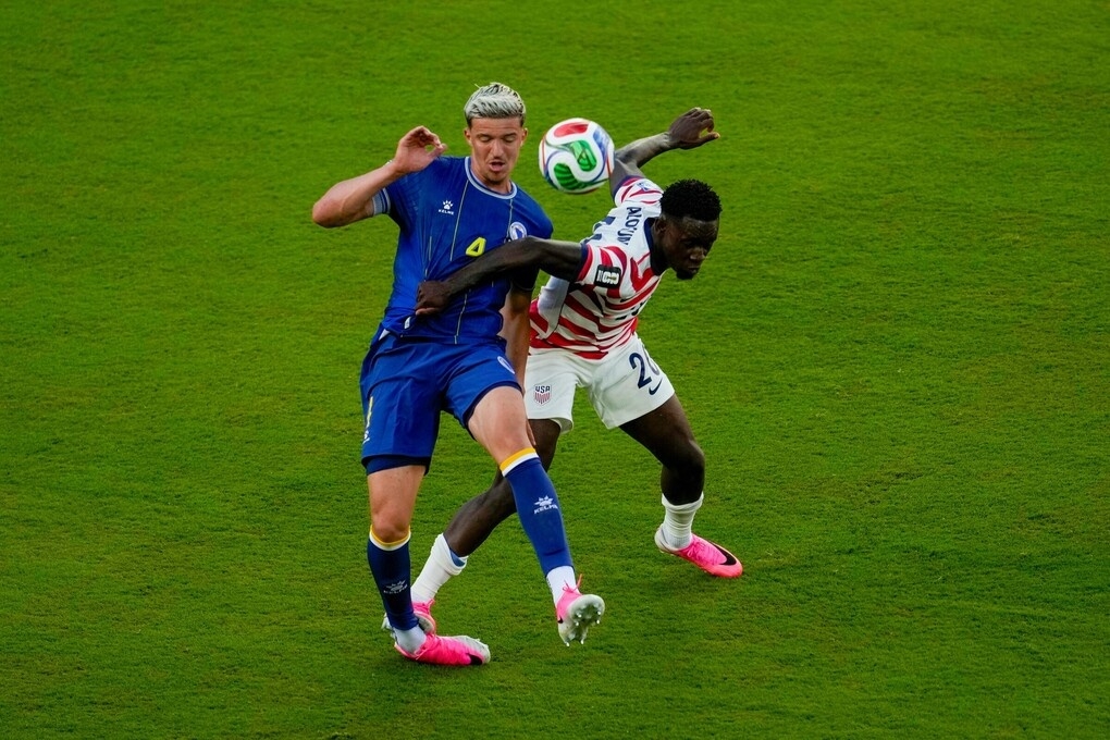 bi khieu nai fifa vi cho balogun ra san o tran gap my hinh anh 1