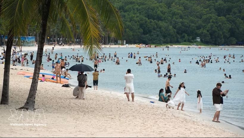 phu quoc strengthens global tourism appeal ahead of apec 2027 picture 1