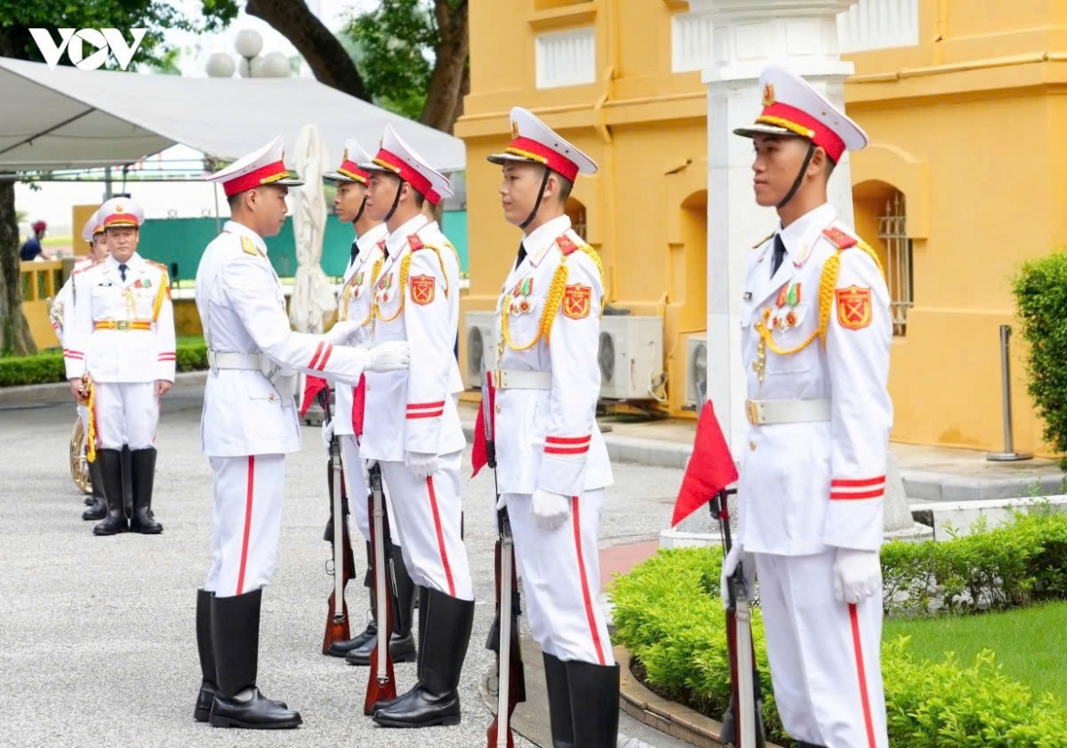 flag-raising ceremony in hanoi marks asean s 59th founding anniversary picture 2