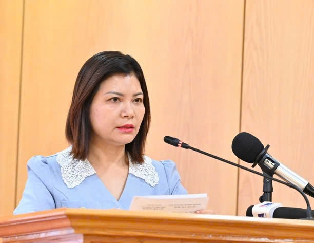 bo cong thuong ly giai vi sao xang e10 ron95-iii va e10 ron95-v co gia khac nhau hinh anh 1
