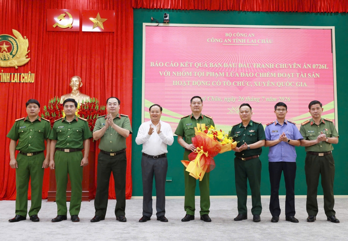 lai chau bieu duong luc luong pha chuyen an lua dao xuyen quoc gia hinh anh 1