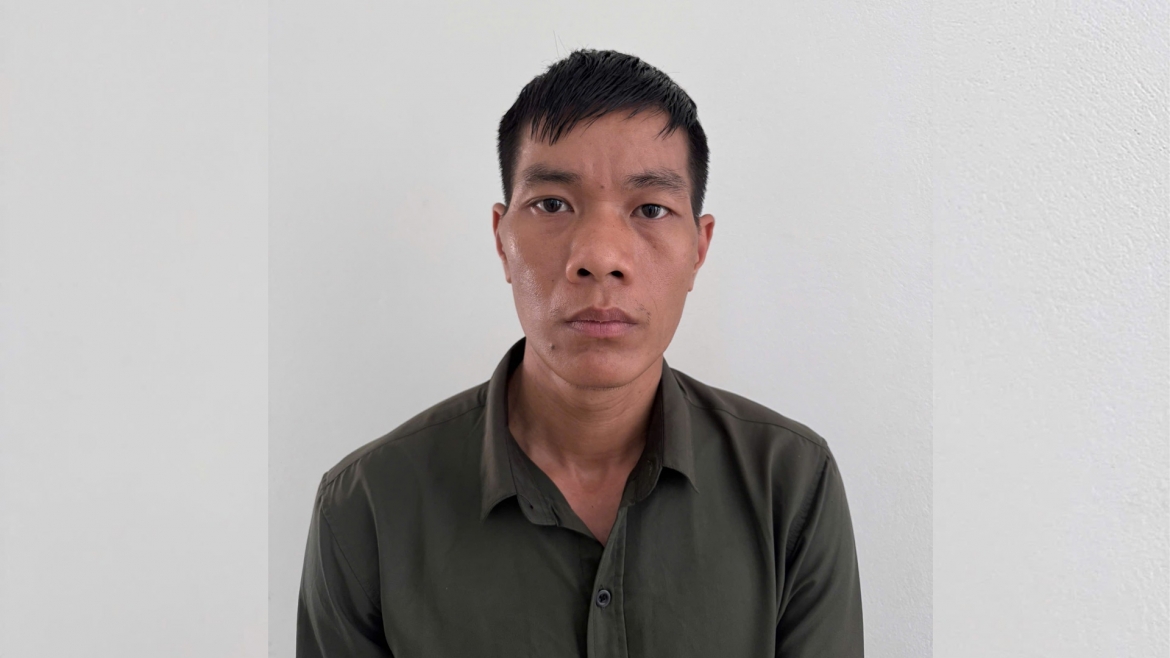 Bịt mặt, che biển số rồi đi cướp vẫn không thoát