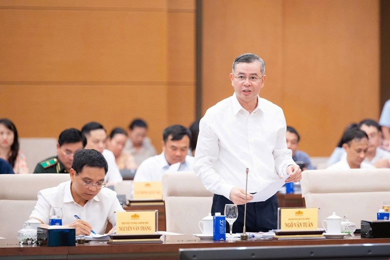 chu tich quoc hoi yeu cau giai quyet triet de 4 van de lon khi sua luat hai quan hinh anh 2