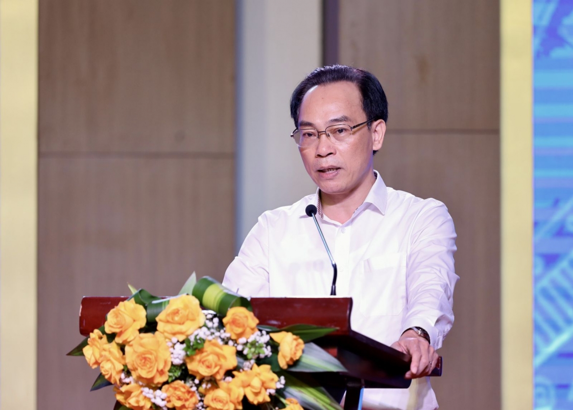 bo truong gd Dt xu ly nghiem tieu cuc, cham dut benh thanh tich trong giao duc hinh anh 1