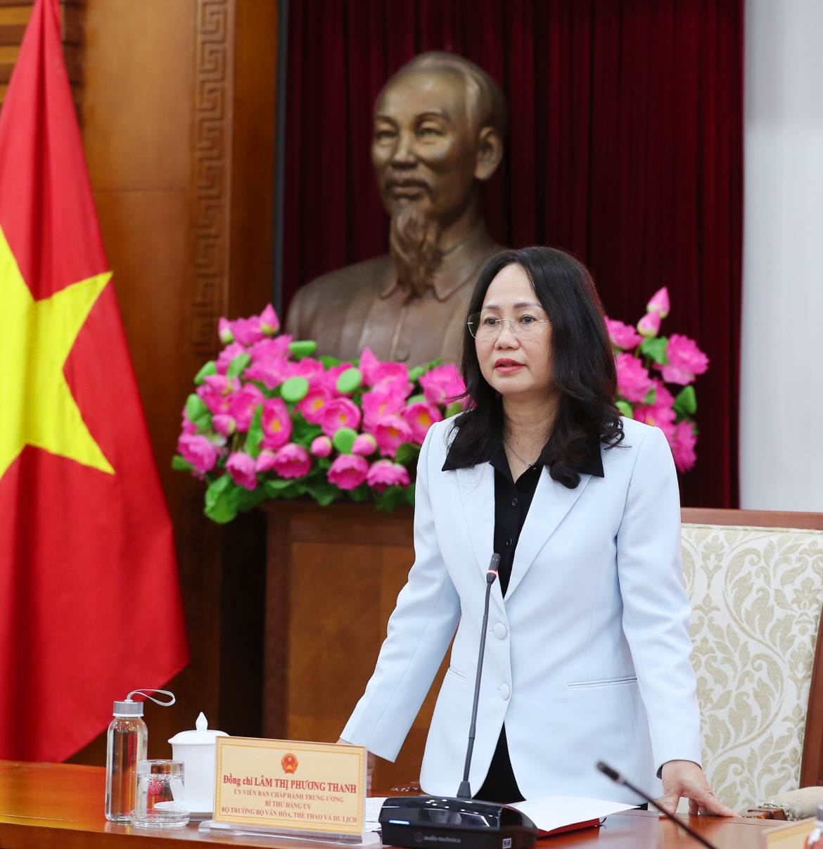 bo vhttdl bo nhiem lanh dao moi cho 10 truong dai hoc truc thuoc hinh anh 1