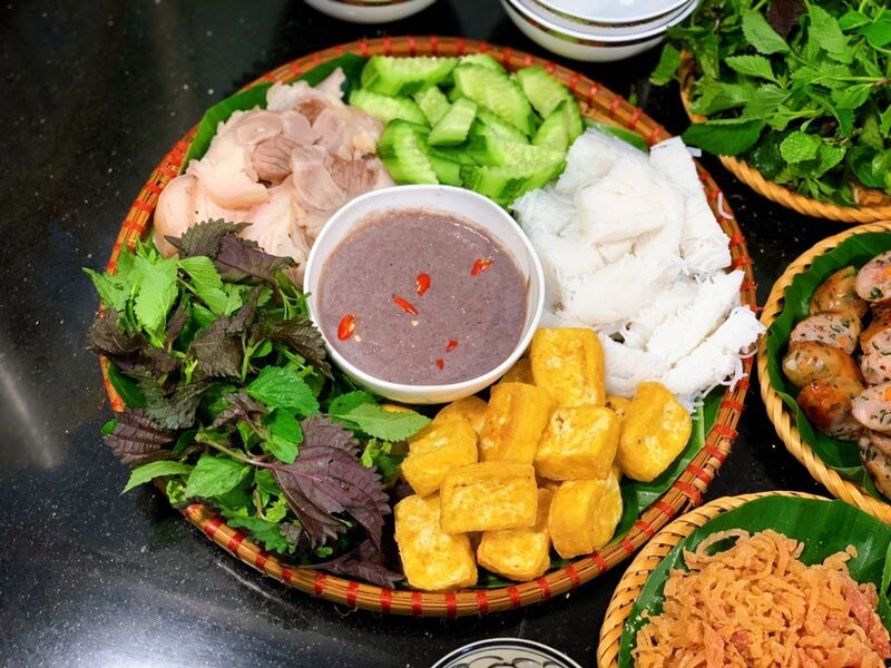 An bun dau mam tom nen chon loai rau nao de vua ngon vua tot cho suc khoe hinh anh 1