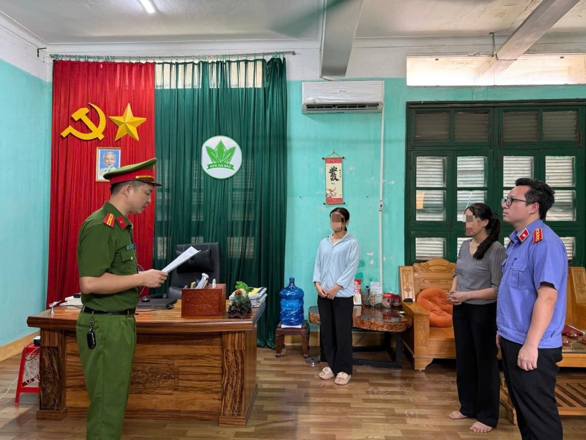 bat tam giam chu tich hDqt cong ty o bac ninh, thu giu 65 tan phan bon gia hinh anh 1