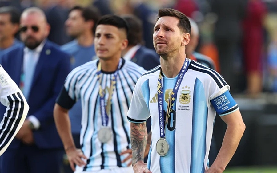 messi va co dong vien thua nhan doi tay ban nha choi hay hon hinh anh 1