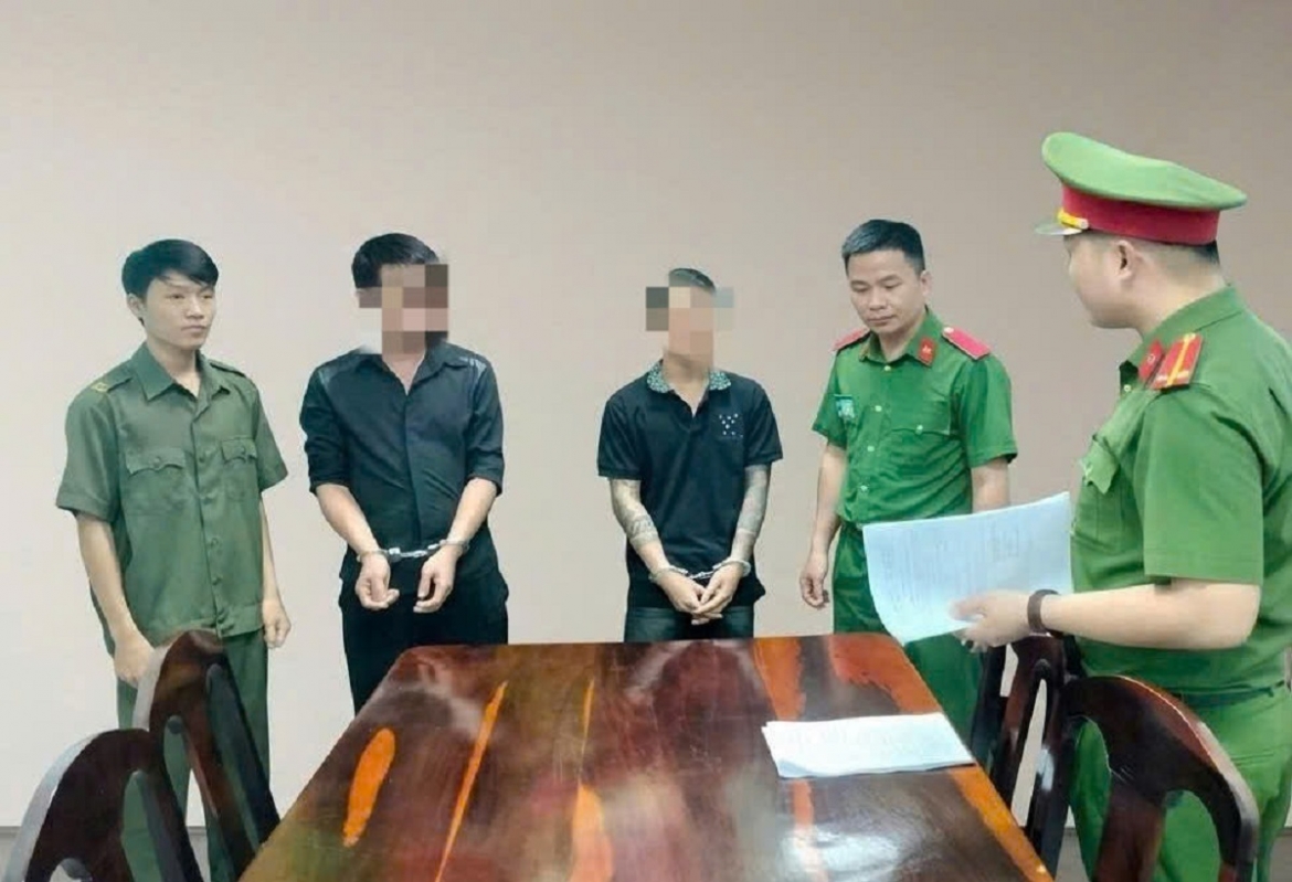 Bắt quả tang nhóm cá độ bóng đá qua nền tảng mạng xã hội ở Lâm Đồng