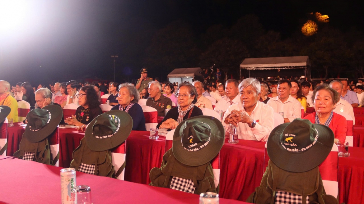 bi thu tp.hcm tran luu quang dang huong tri an tai con Dao hinh anh 3