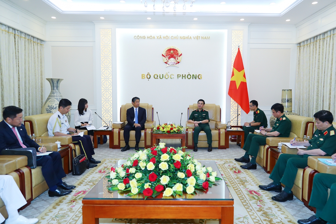 Dai tuong phan van giang tiep Dai su Dac menh toan quyen nhat ban tai viet nam hinh anh 2