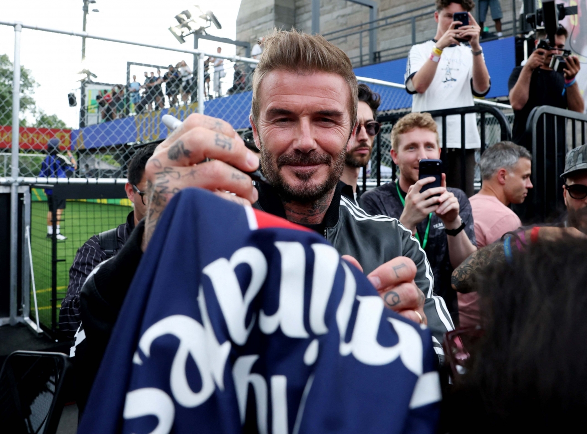 david beckham khong can ra san van la ngoi sao dat gia nhat world cup hinh anh 6
