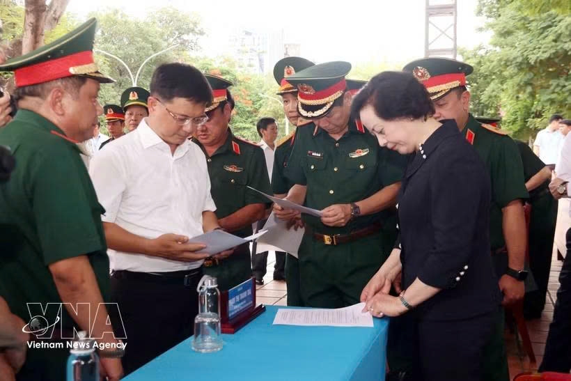 deputy pm inspects preparations for launch of martyrs remains search drive picture 1