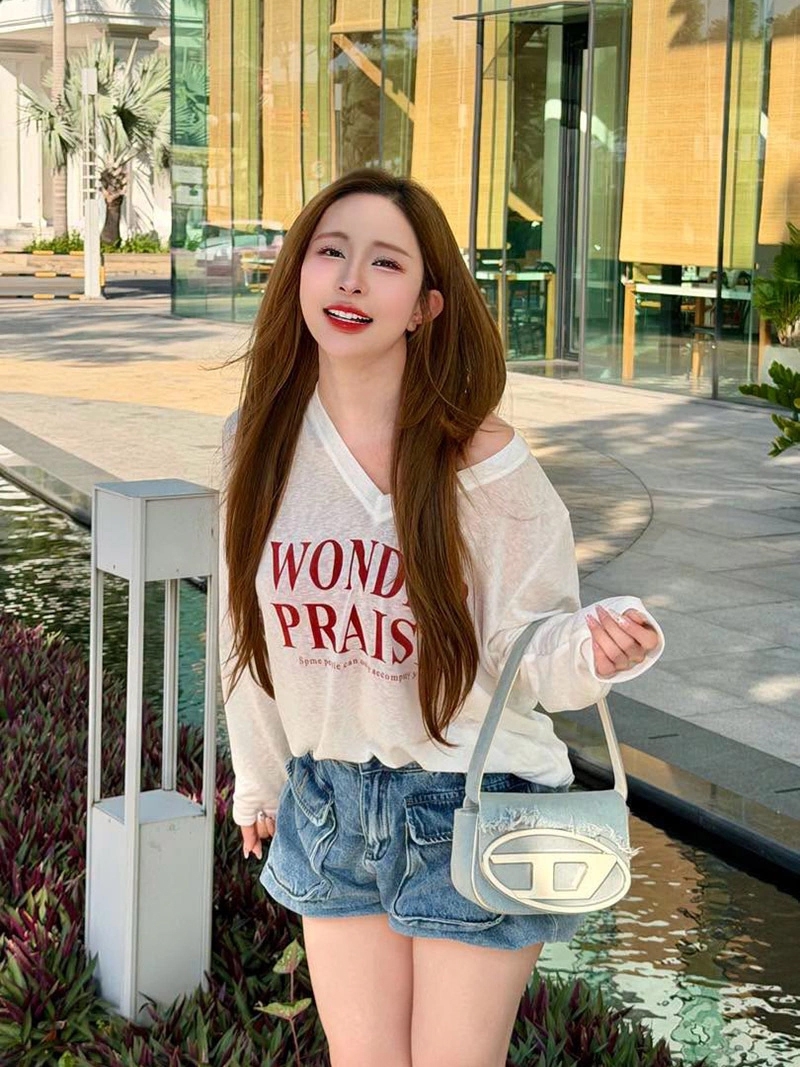 sao viet 28-7 cu dan mang to mo ve nguoi dan ong giau mat ben pham quynh anh hinh anh 6