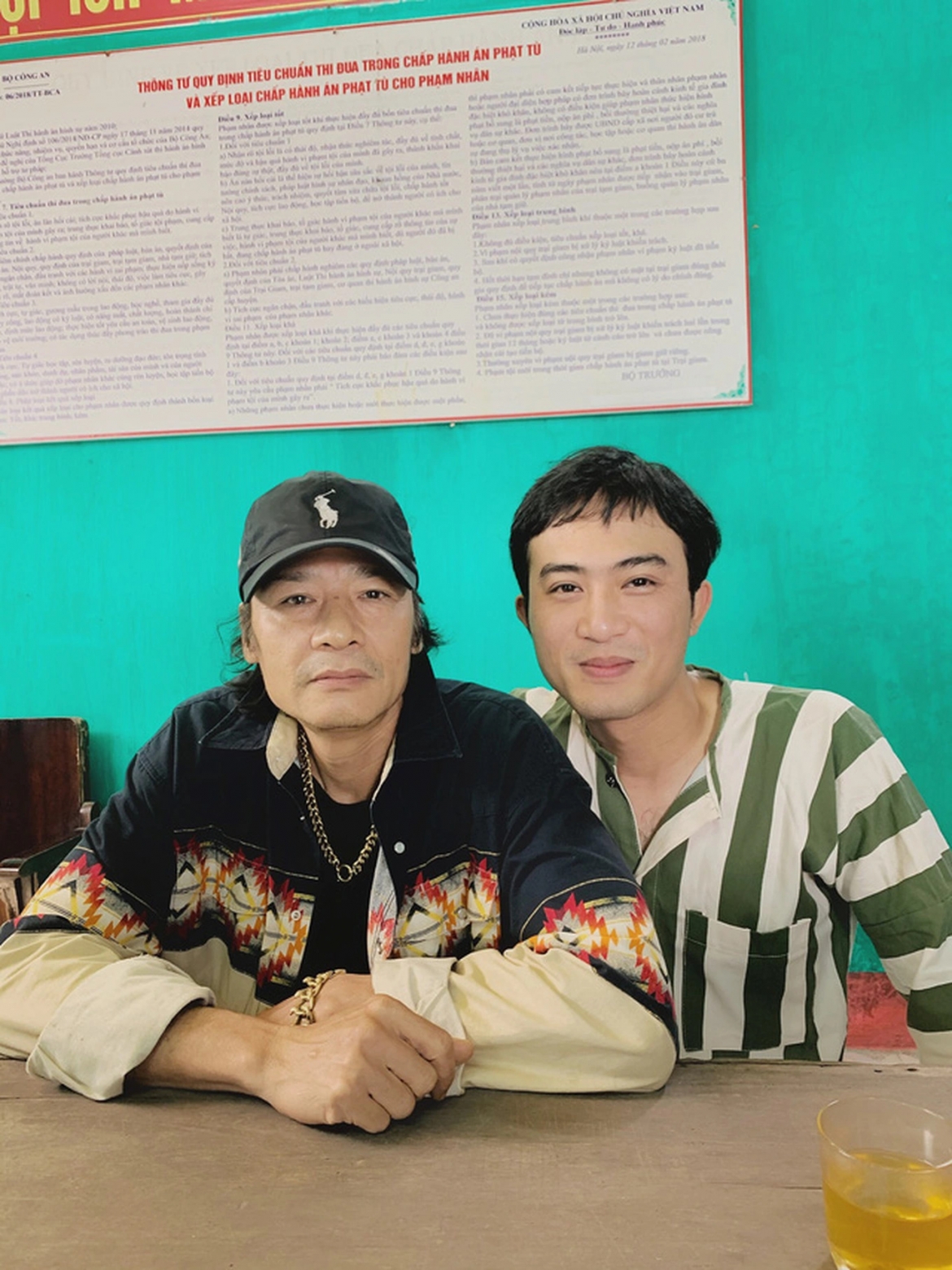 nam dien vien gio vang vtv cu dong phim la de... vao tu hinh anh 5