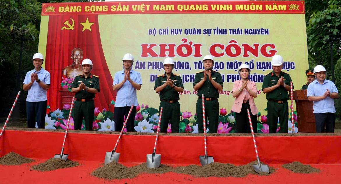 thai nguyen khoi cong phuc dung di tich lich su Don phu thong hinh anh 2