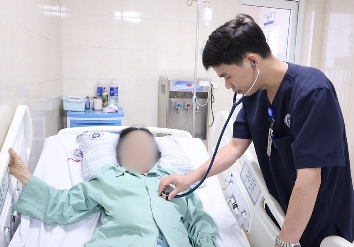 sai lam tai nha khi cu ba bi dot quy, nguy co liet suot doi hinh anh 1