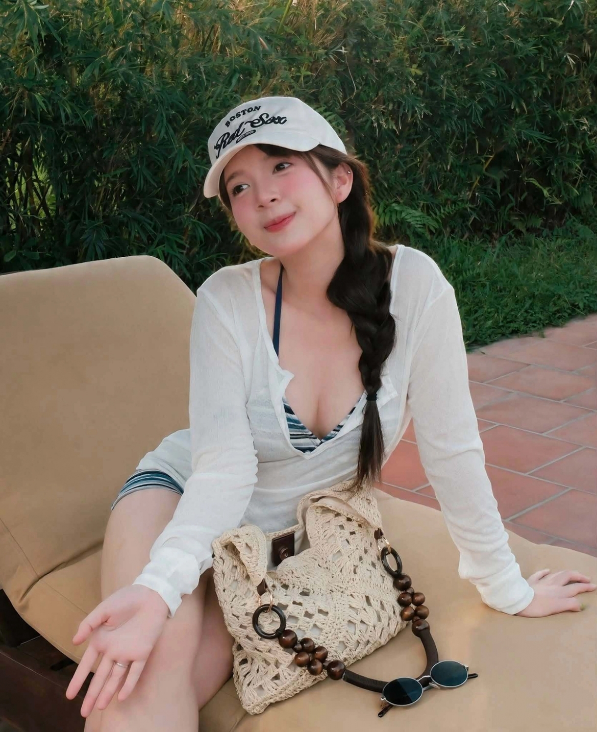 sao viet 14-7 A hau hoang thi thanh nga bi khoi to vi buon lau kim cuong hinh anh 4