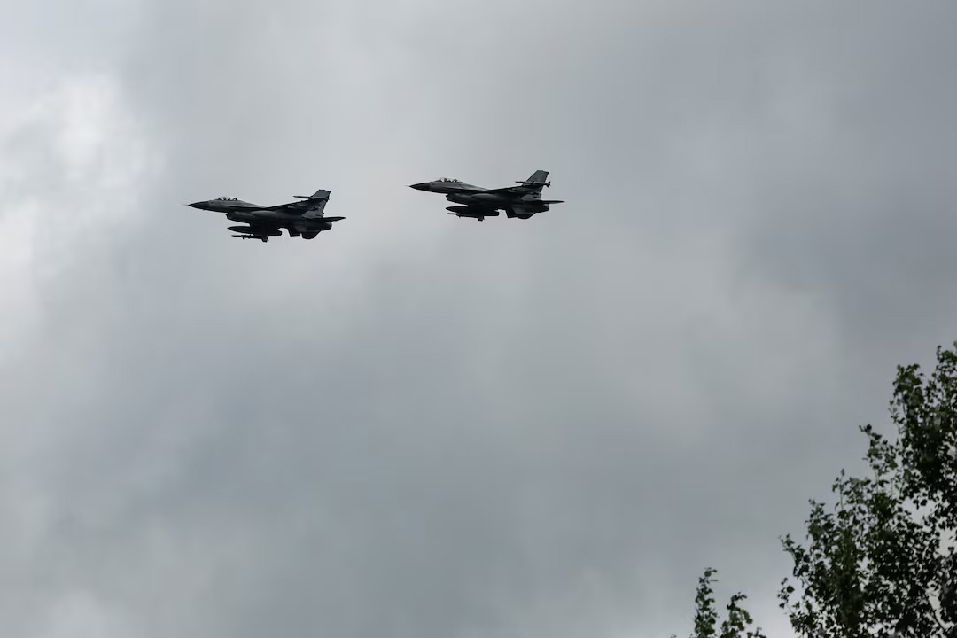 my xac nhan f-16 ukraine lan dau ban ha tiem kich nga trong tran khong chien hinh anh 1