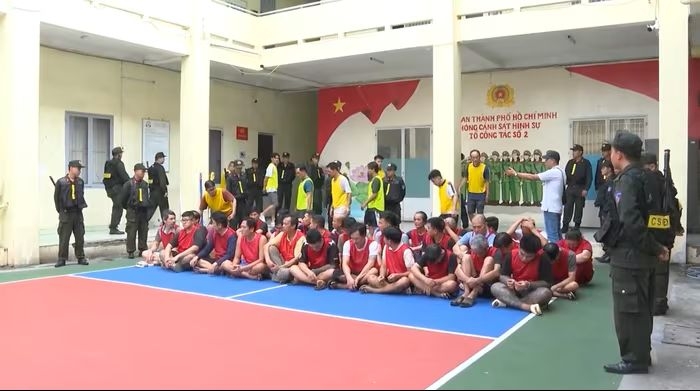 hcm city police bust vnd3.5 trillion football betting rings picture 1