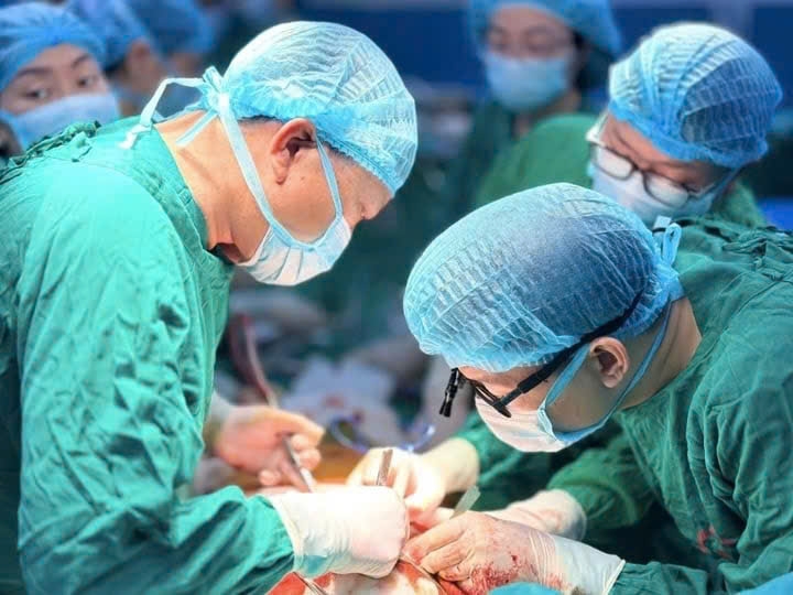  vo khoe khong - dong chu sau ca ghep phoi 8 gio khien vo bat khoc hinh anh 2
