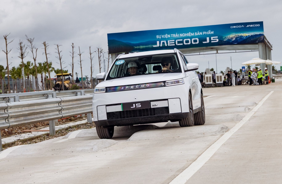 jaecoo j5 ev dan dau doanh so xe dien tai indonesia hinh anh 3