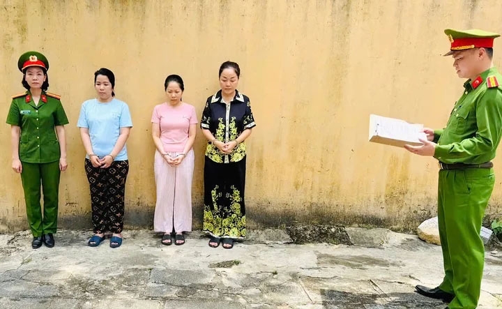 A hau hoang thi thanh nga bi khoi to trong duong day buon lau kim cuong la ai hinh anh 1