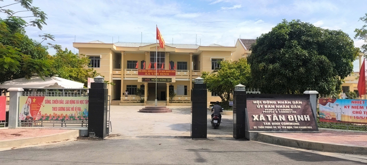 ubnd xa tan Dinh, khanh hoa thong tin ve cong trinh xay dung tren dat nong nghiep hinh anh 1