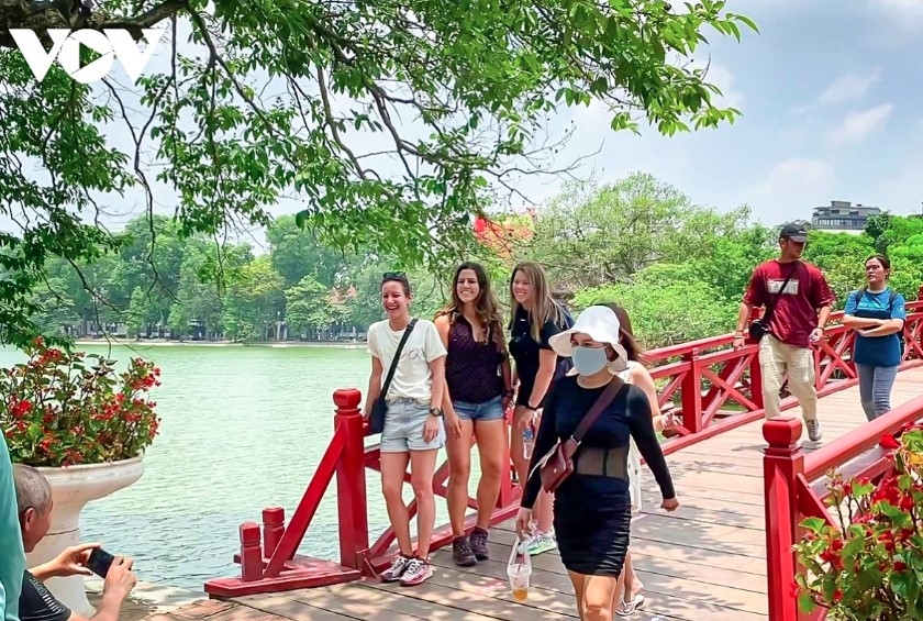 friendly service earns hanoi top ranking among world s most welcoming cities picture 1