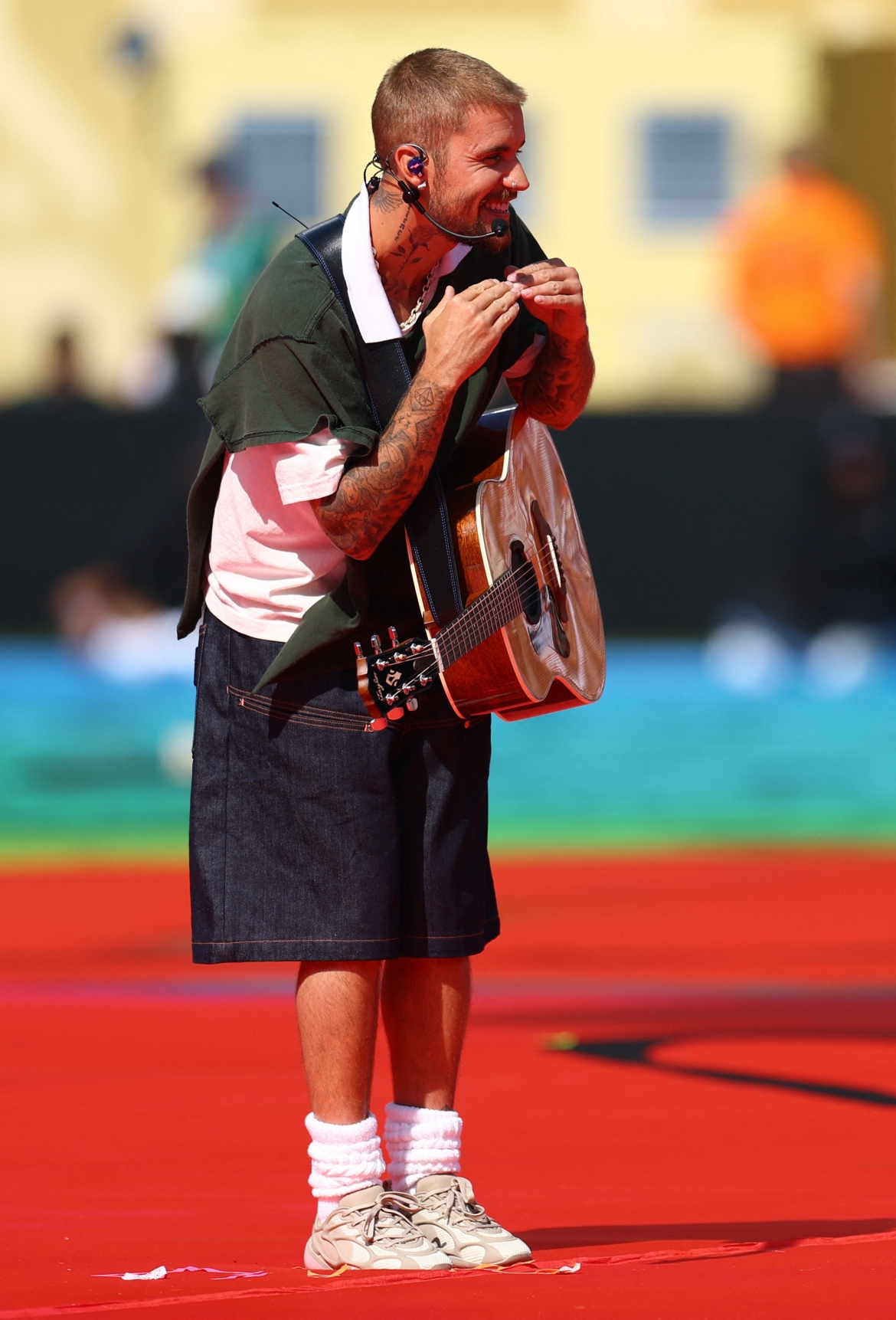 justin bieber va lua chon nguoc dong giua san khau world cup hinh anh 2