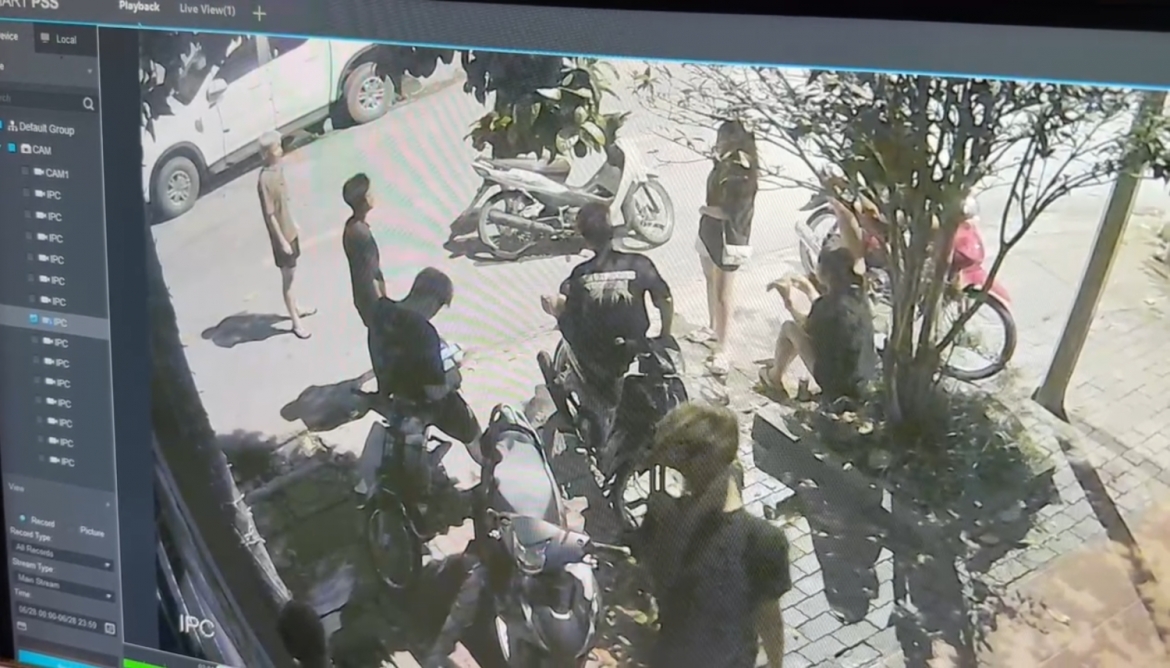 khoi to 12 doi tuong trong vu co y gay thuong tich va gay roi trat tu cong cong hinh anh 2