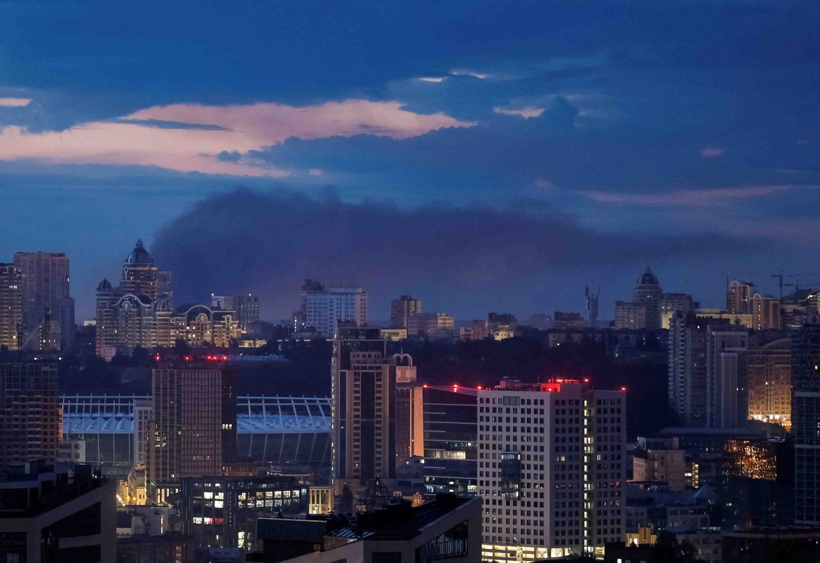 nga phong loat ten lua dan dao vao thu do kiev cua ukraine hinh anh 1