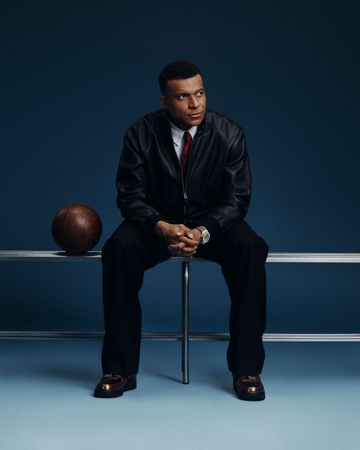 yeu hay ghet, kylian mbappe van la bieu tuong van hoa moi hinh anh 6