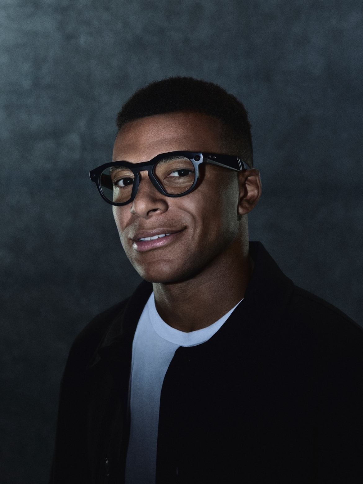 yeu hay ghet, kylian mbappe van la bieu tuong van hoa moi hinh anh 5