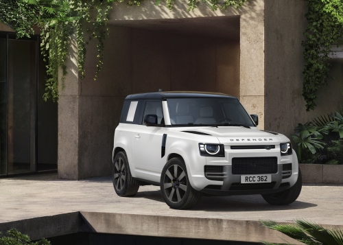 Land Rover Defender bản nâng cấp: Lần đầu tích hợp trí tuệ nhân tạo AI